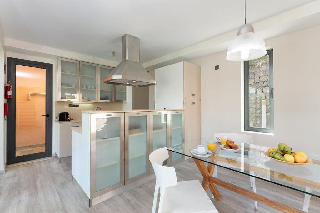 Villa Mit Pool Los Lagos 16 Salobre  Bagian luar foto