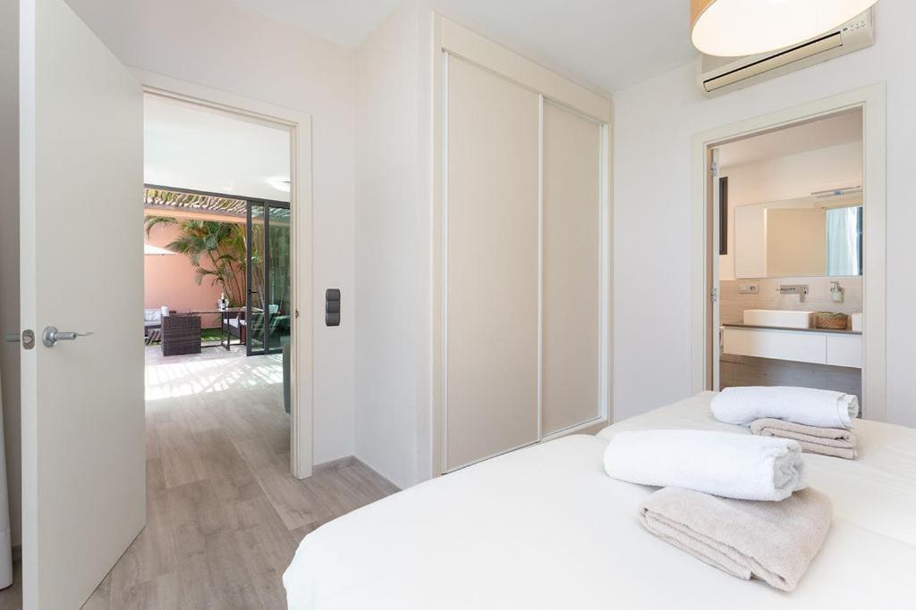 Villa Mit Pool Los Lagos 16 Salobre  Bagian luar foto